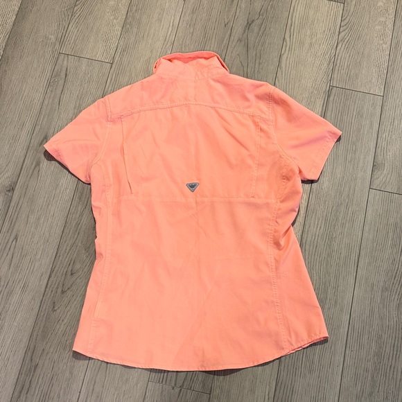 Columbia Peach Button-Up Shirt Junior size m medium - Picture 3 of 3